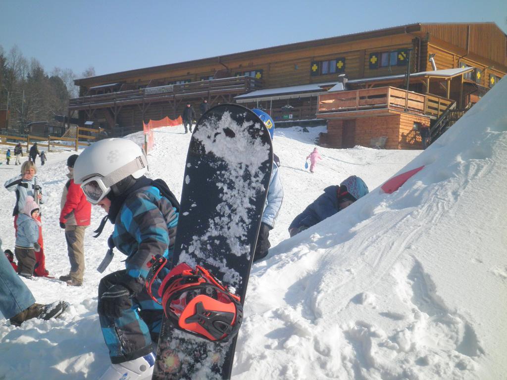 Sport-Hotel Sibenicni Vrch Mnichovice Exterior foto