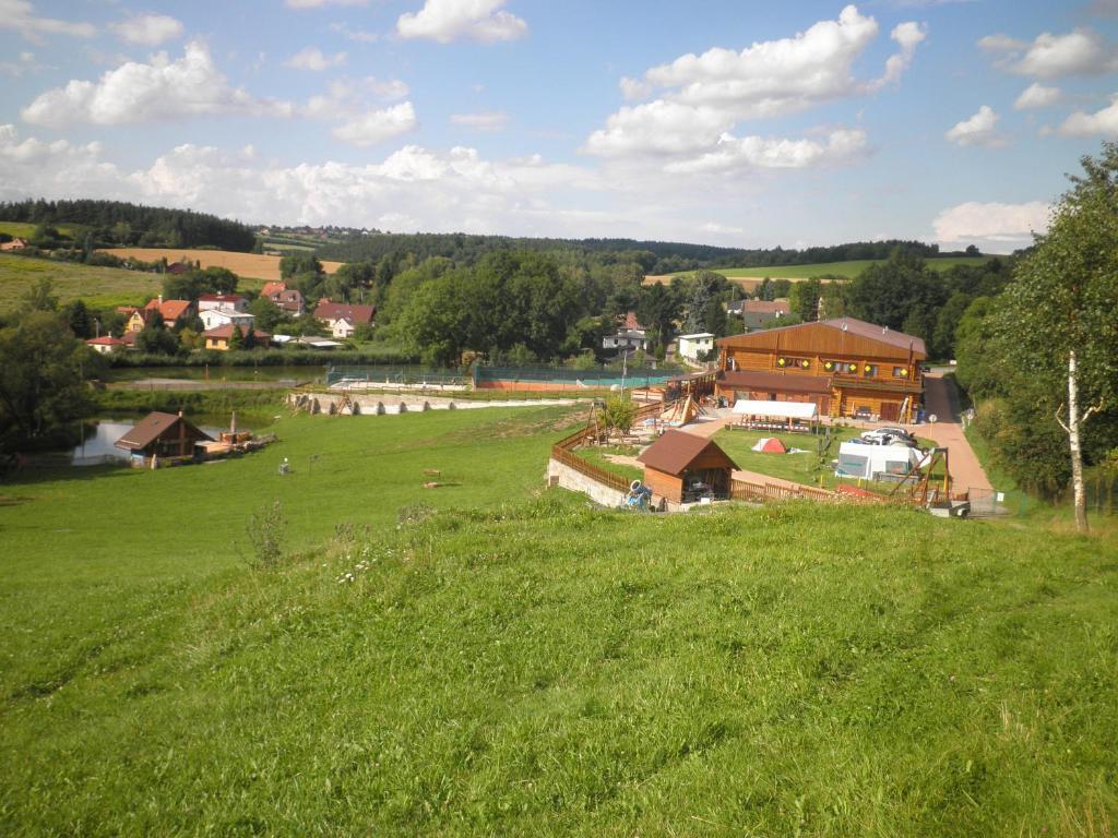 Sport-Hotel Sibenicni Vrch Mnichovice Exterior foto
